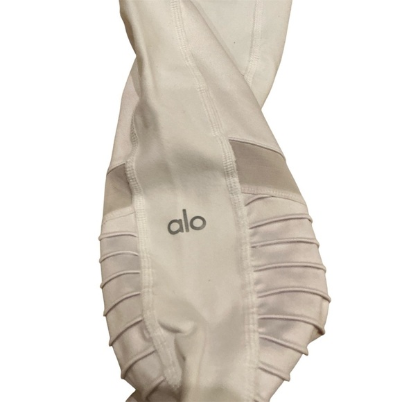 Alo white Moto leggings - Picture 9 of 10